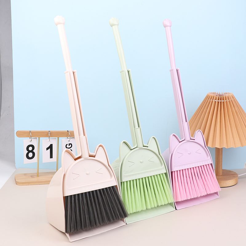 Kids Outdoor Broom - Zestaw do zabawy dla dzieci: miotła