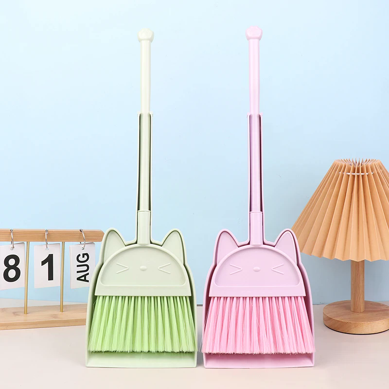 1 Zestaw Kreskówkowy Elastyczn – Kids Outdoor Broom recenzja i cena