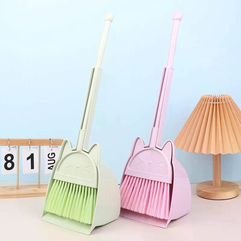 1 Zestaw Kreskówkowy Elastyczn – Kids Outdoor Broom recenzja i cena