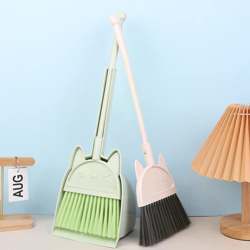 1 Zestaw Kreskówkowy Elastyczn – Kids Outdoor Broom recenzja i cena